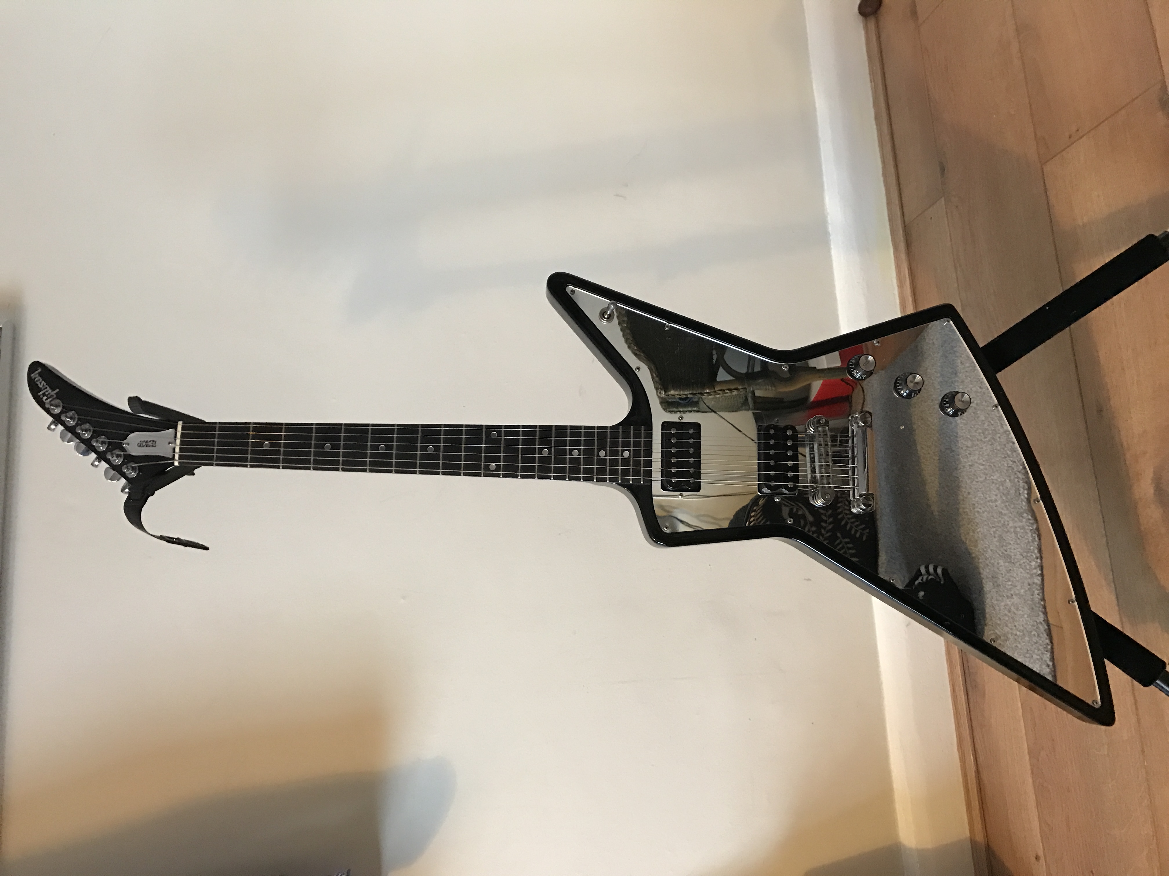 Gibson Explorer New Century gallery view 1