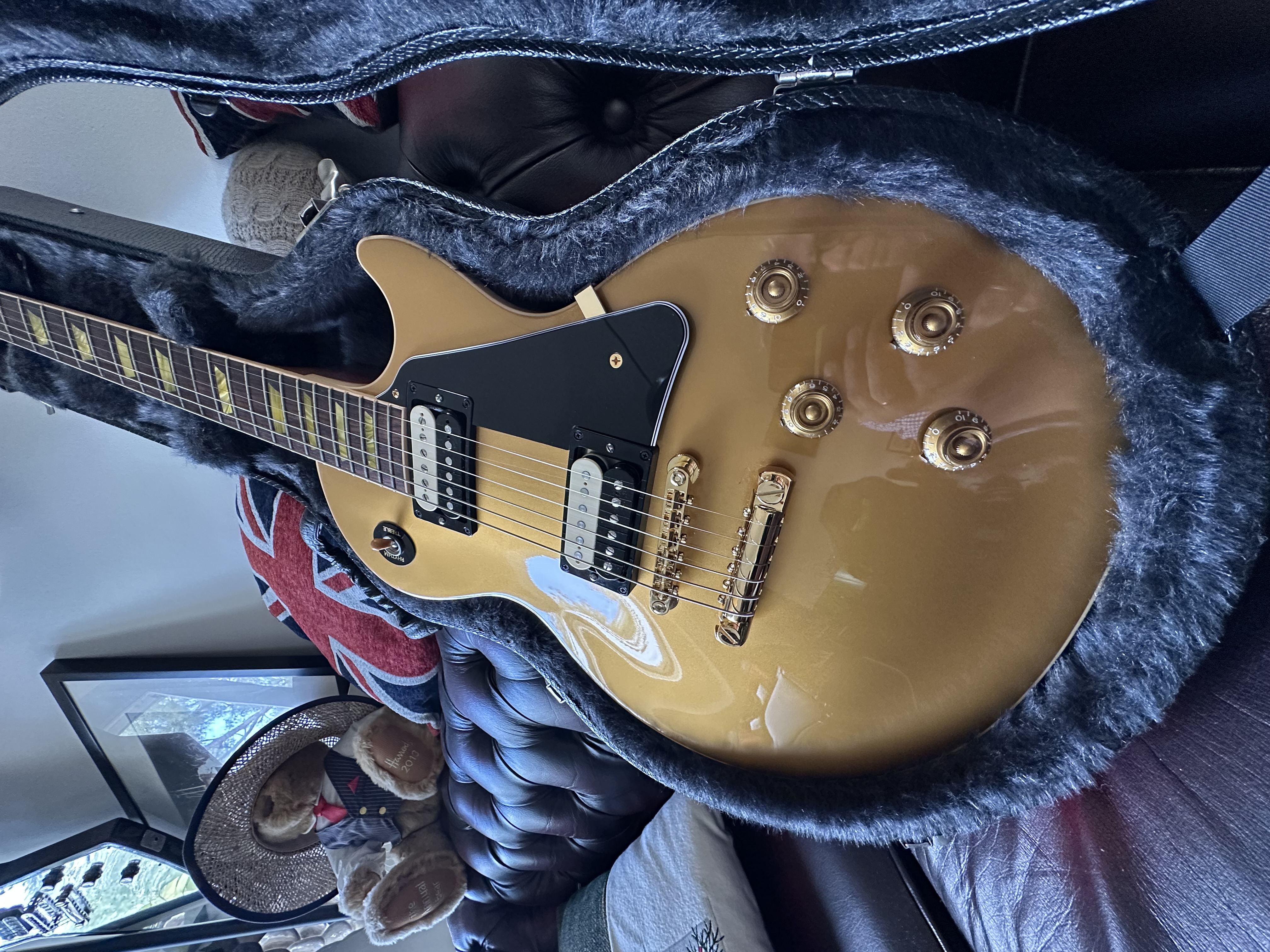 Gibson Les Paul Goldtop gallery view 4