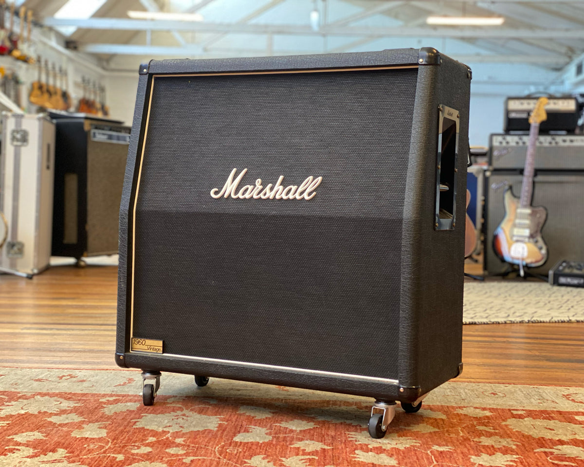 Marshall 1960AV cabinet