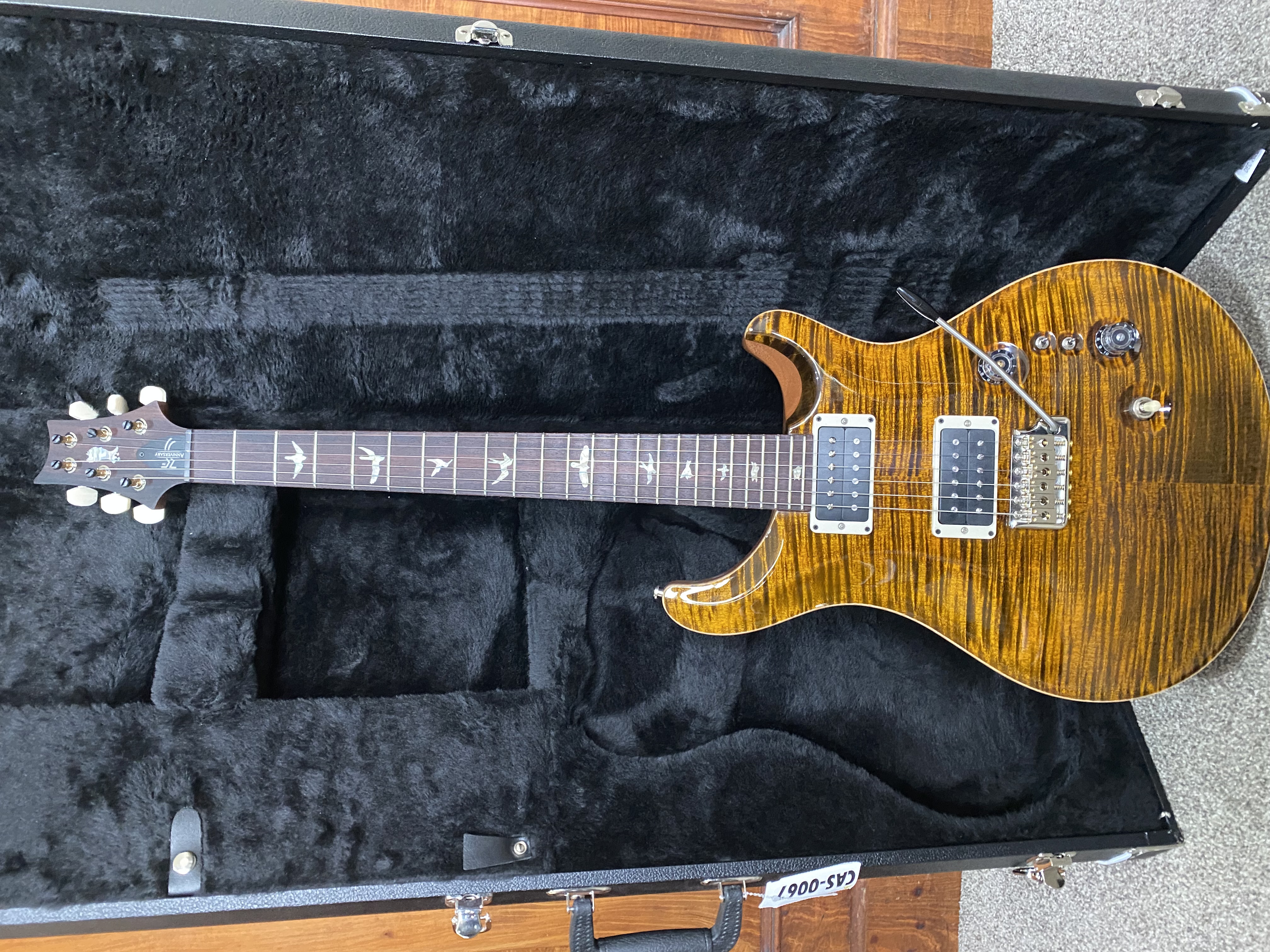 PRS Custom 24 Yellow Tiger gallery view 1