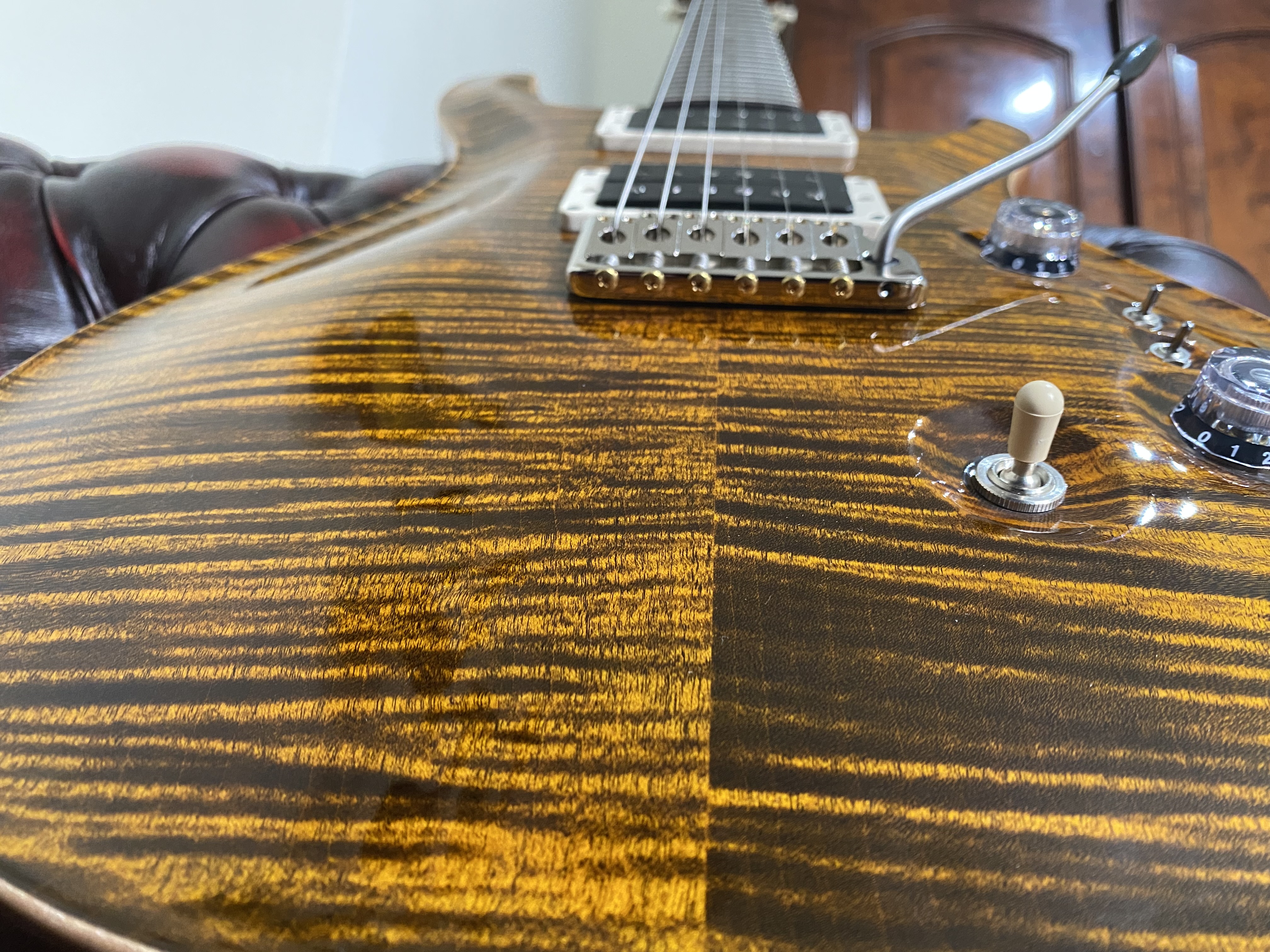 PRS Custom 24 Yellow Tiger gallery view 3